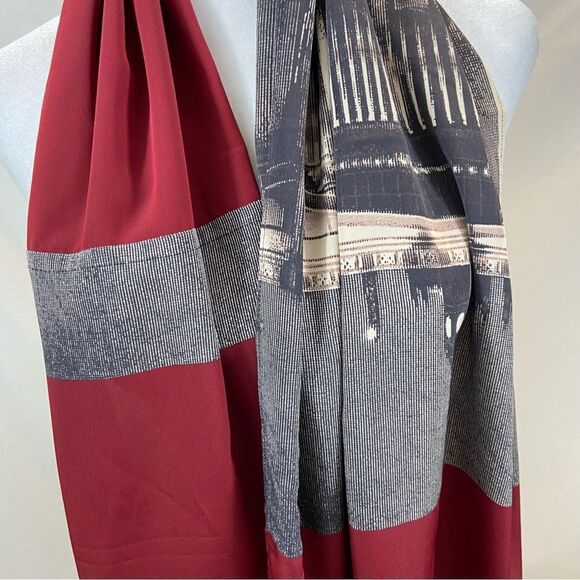 Long Unique London Skyline Print Scarf - Picture 4 of 11